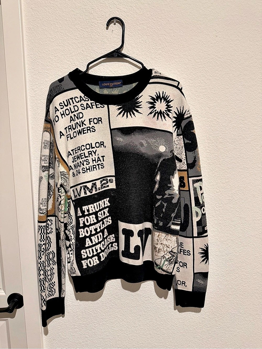 Louis Vuitton Malletier International Comic Print Sweater Large